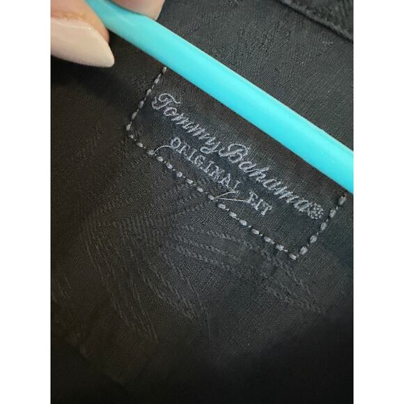 Tommy Bahama Men's Large Black Short Sleeve Collar Tropical Print Button Up - Picture 8 of 9